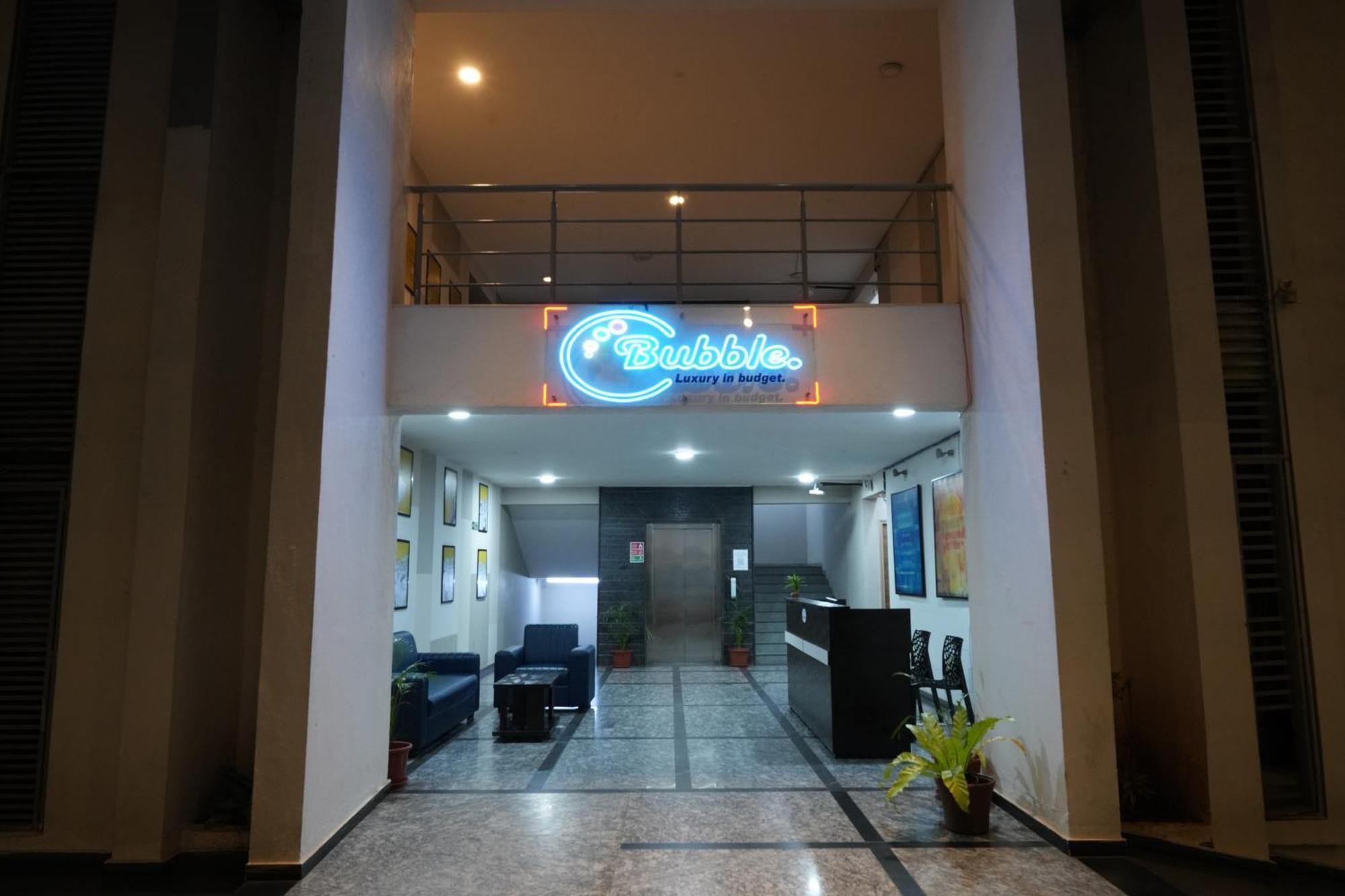 Bubble Hotel Electronic City Kammasandra Bagian luar foto