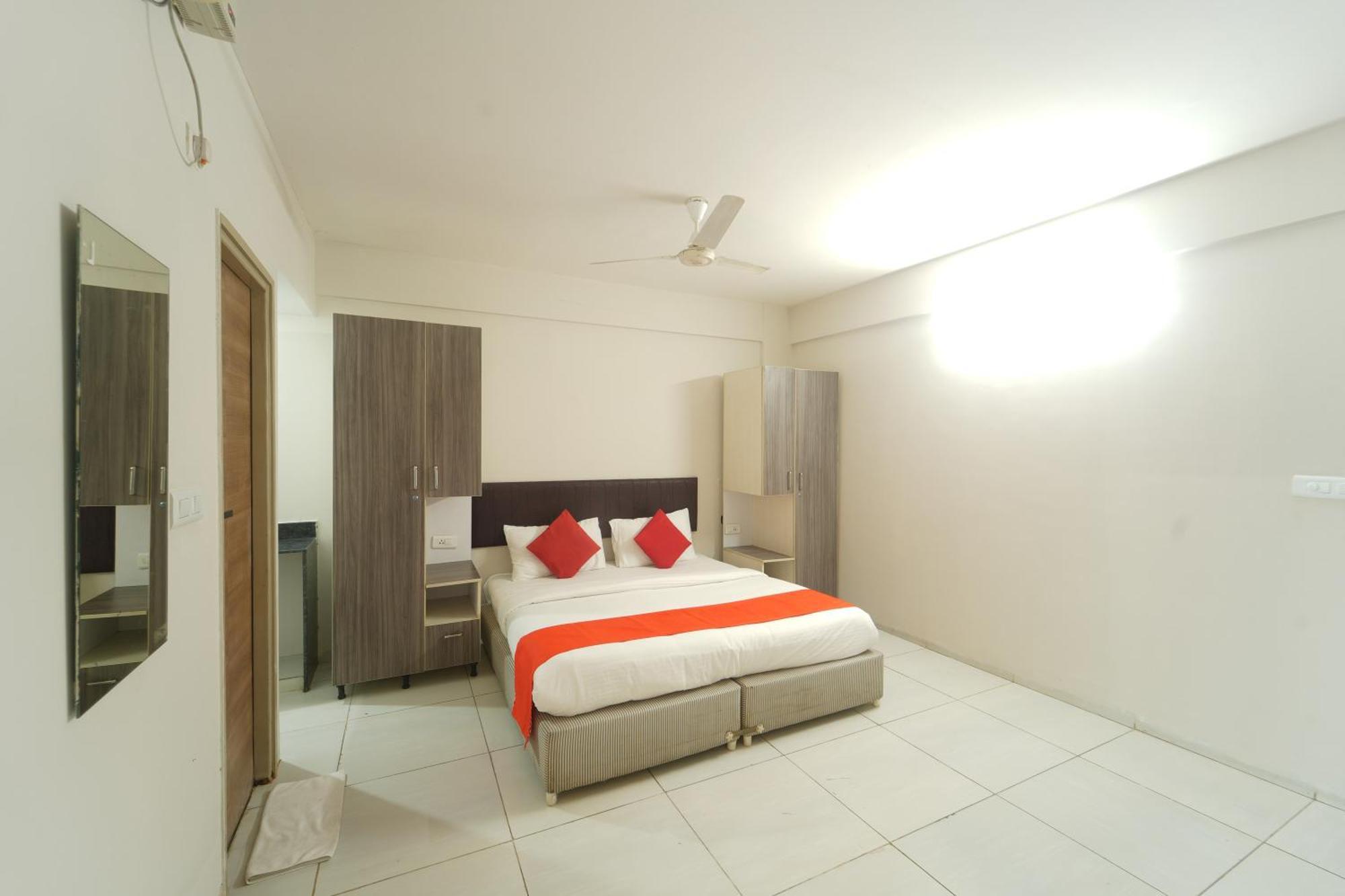 Bubble Hotel Electronic City Kammasandra Bagian luar foto